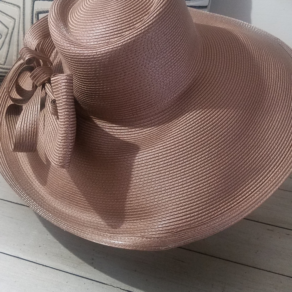 Women hat accessories